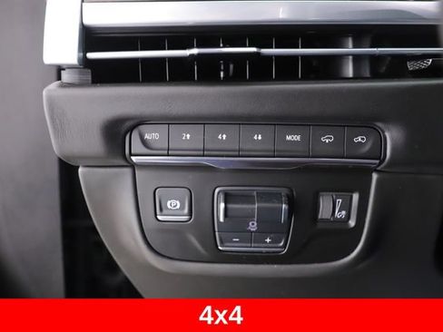 Used 2025 Cadillac Escalade Sport Platinum w/ LPO, Floor Liner Package AWD/4WD image 21