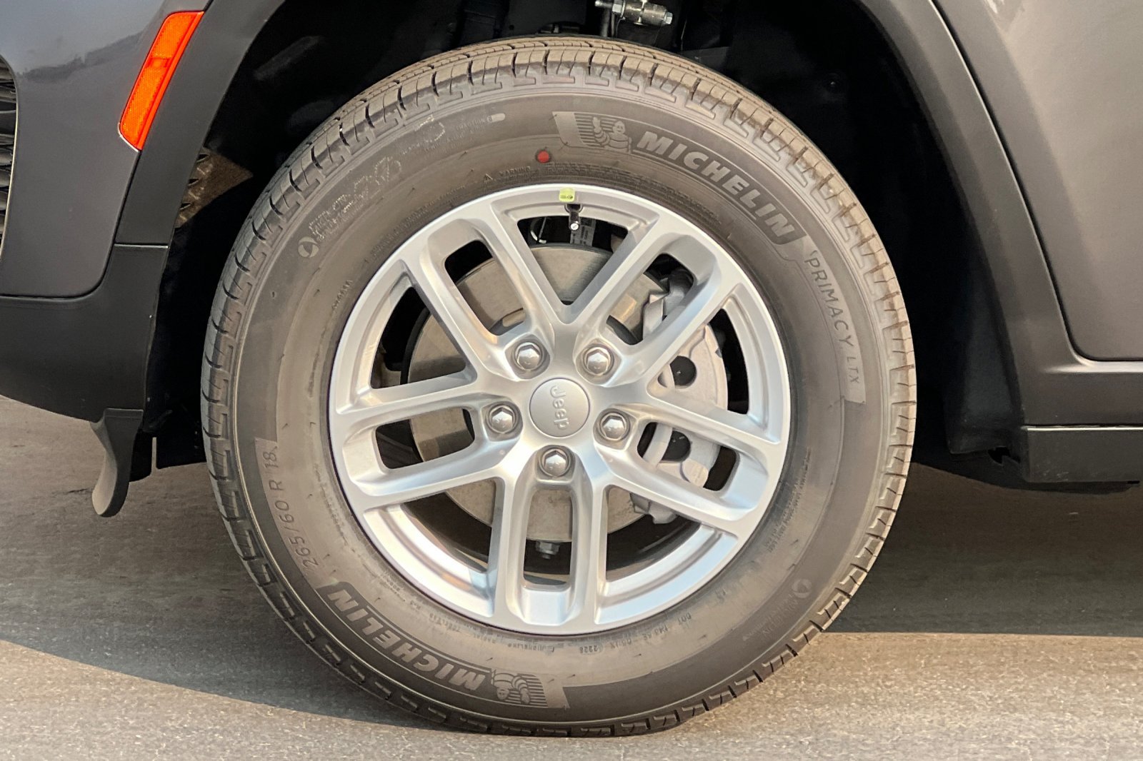 New 2026 Jeep Grand Cherokee Laredo X AWD/4WD image 9