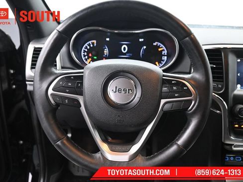 Used 2018 Jeep Grand Cherokee Limited AWD/4WD image 20