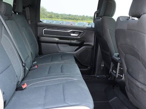 Used 2019 RAM 1500 Big Horn AWD/4WD image 16
