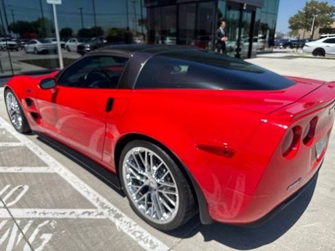 Used 2010 Chevrolet Corvette ZR1 w/ Preferred Equipment Group RWD image 4