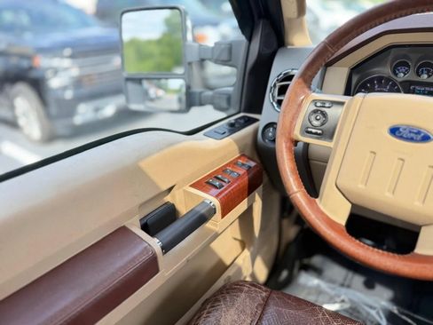 Used 2012 Ford F450 King Ranch w/ King Ranch w/Chrome Pkg AWD/4WD image 22
