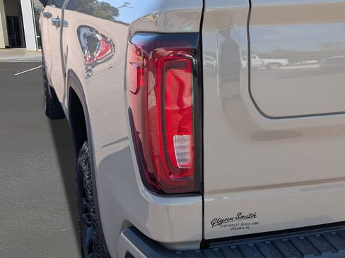 Used 2023 GMC Sierra 1500 AT4X image 11