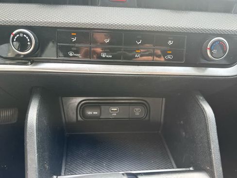 Used 2023 Kia Sportage LX FWD image 21