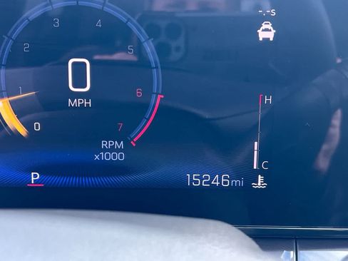 Used 2025 Chevrolet Trax ACTIV FWD image 15