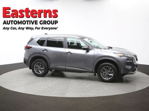 Used 2023 Nissan Rogue S AWD/4WD image 47