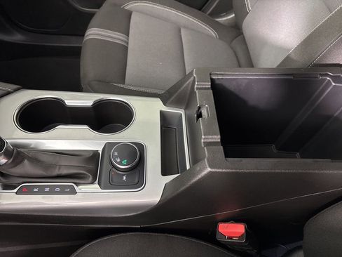 Used 2025 Chevrolet Blazer LT image 35