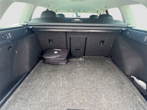 Used 2018 Volkswagen Golf Alltrack S image 26