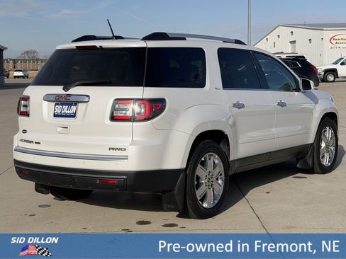 Used 2017 GMC Acadia Limited SLT image 4