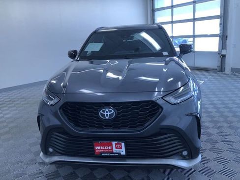 Used 2025 Toyota Highlander XSE image 15