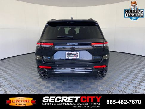 Used 2023 Jeep Grand Cherokee 30th Anniversary AWD/4WD image 6