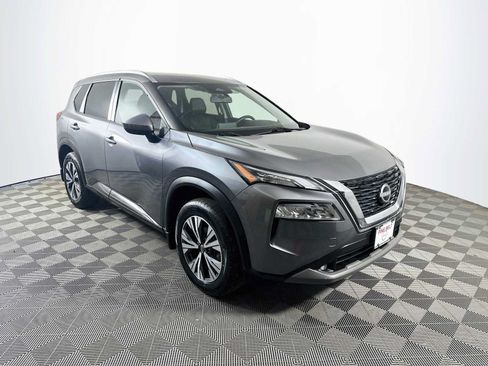 Used 2023 Nissan Rogue SV w/ SV Premium B Package AWD/4WD image 3