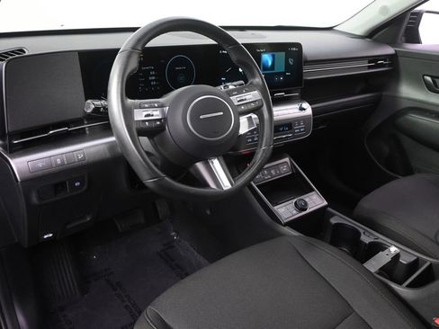 Used 2024 Hyundai Kona SEL w/ Convenience Package AWD/4WD image 11