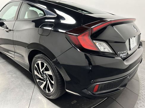 Used 2016 Honda Civic LX image 10