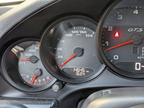 Certified 2018 Porsche 911 Carrera GTS image 20