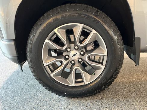 Used 2021 Chevrolet Silverado 1500 RST image 37