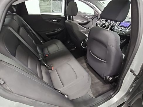 Used 2020 Chevrolet Malibu LT FWD image 32