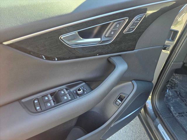 Used 2022 Audi Q7 2.0T Premium Plus AWD/4WD image 22