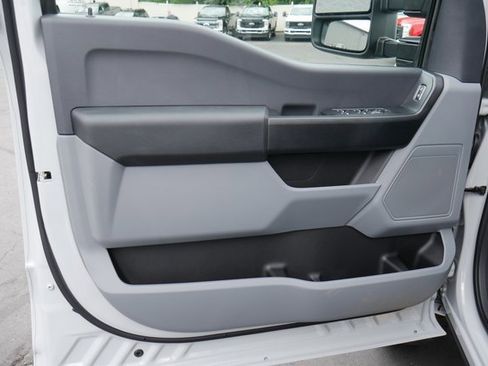 New 2025 Ford F250 XL w/ 360-Degree Camera Package image 12