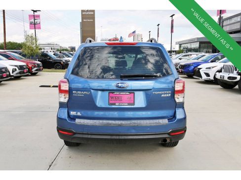 Used 2017 Subaru Forester 2.5i w/ Alloy Wheel Package image 7