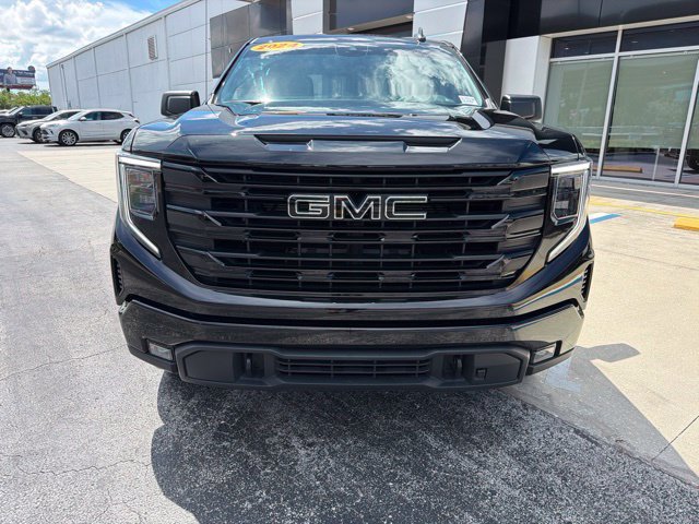 Used 2024 GMC Sierra 1500 Elevation w/ Preferred Package RWD image 2