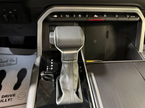Used 2025 Toyota Tundra Platinum AWD/4WD image 19