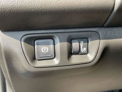 Used 2019 GMC Acadia SLE w/ Driver Alert Package I image 34