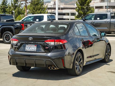 Certified 2023 Toyota Corolla SE w/ SE Premium Package FWD image 7