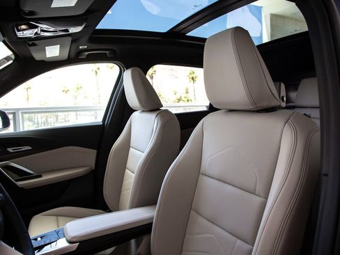 Certified 2025 BMW X1 xDrive28i w/ Technology Package image 19