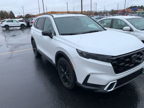 Certified 2024 Honda CR-V Sport Touring image 4