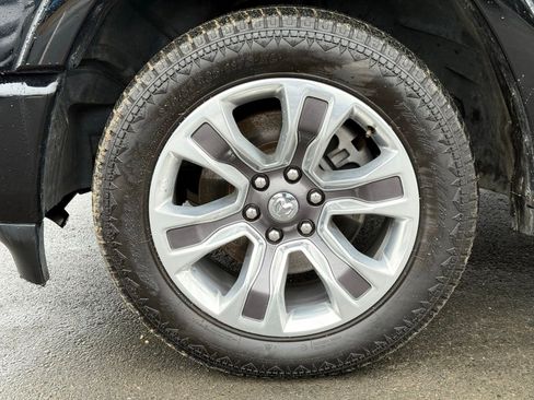 Used 2023 RAM 1500 Limited w/ Body Color Bumper Group image 23