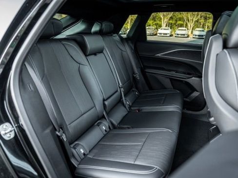 Used 2024 Cadillac Lyriq Tech image 44