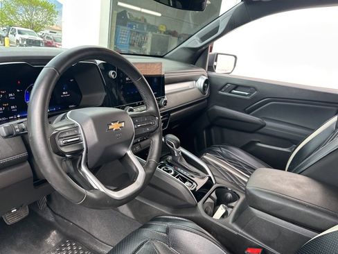 Used 2024 Chevrolet Colorado LT w/ LT Convenience Package image 10