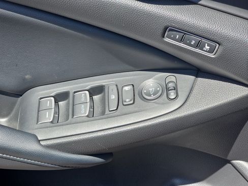 Used 2018 Honda Accord Touring image 28