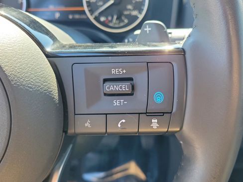 Certified 2021 Nissan Rogue SV w/ Premium Package image 24