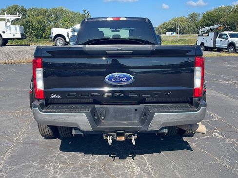 Used 2019 Ford F350 XLT AWD/4WD image 31