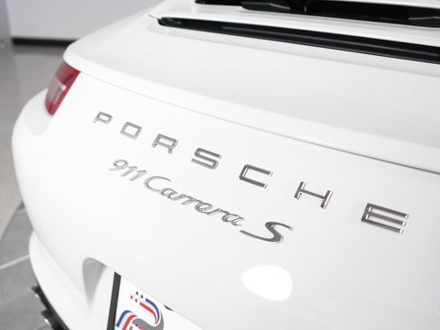 Used 2015 Porsche 911 Carrera S RWD image 27
