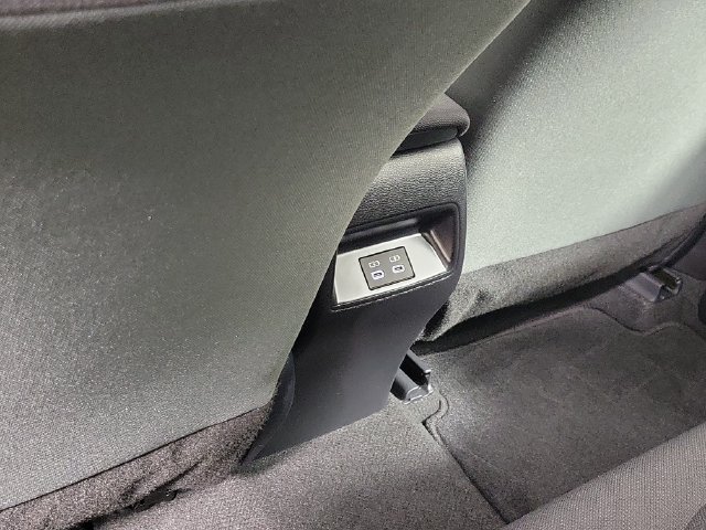 Used 2026 Toyota Corolla LE FWD image 13