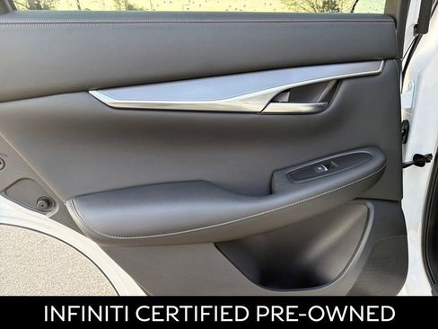 Certified 2024 INFINITI QX50 Luxe w/ Accent Package image 30