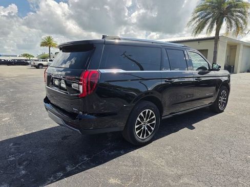 Used 2025 Ford Expedition Max Platinum AWD/4WD image 13