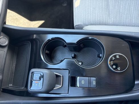 Used 2023 Nissan Rogue SV image 25