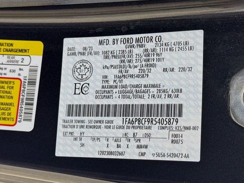Used 2024 Ford Mustang GT Premium w/ GT Performance Package RWD image 26
