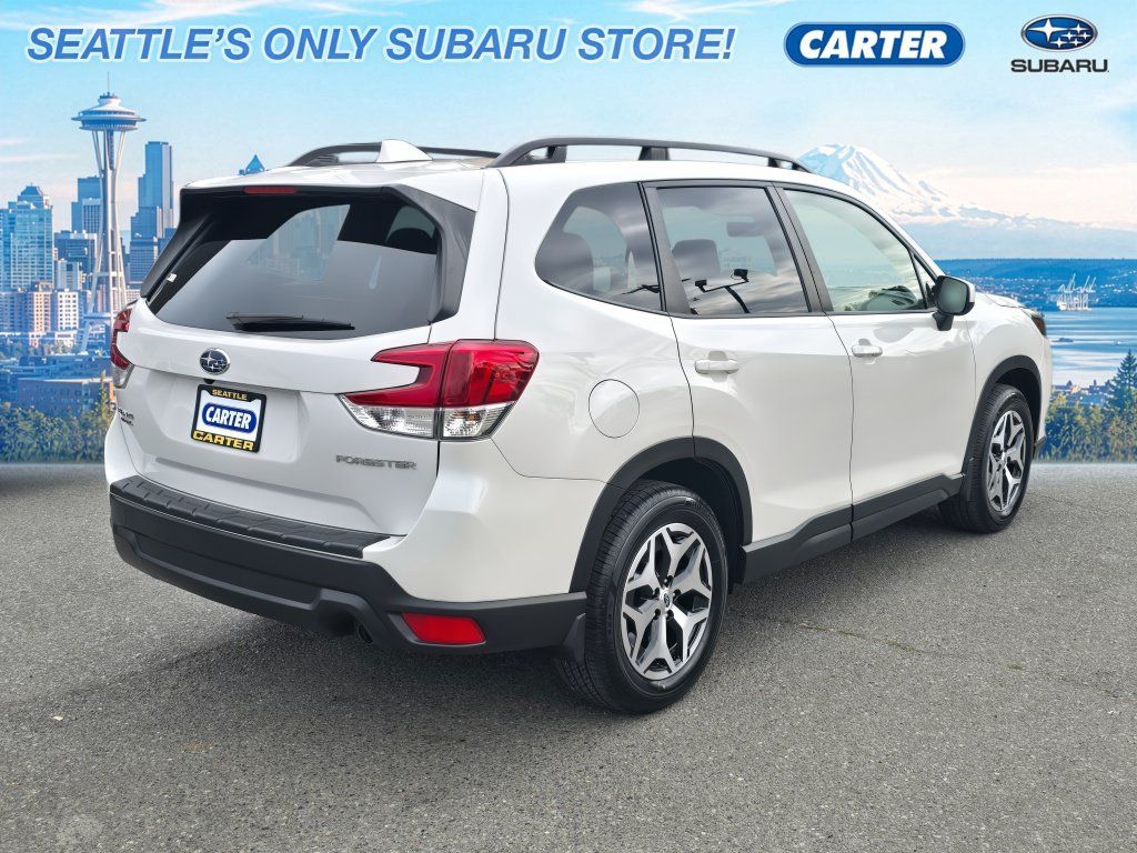 Certified 2023 Subaru Forester Premium AWD/4WD image 4