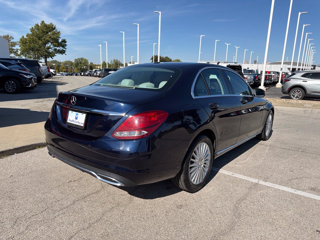 Used 2016 Mercedes-Benz C 300 Sedan image 3