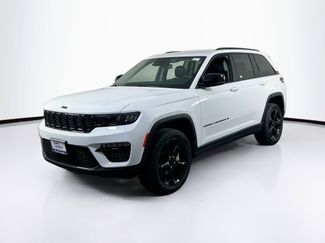 Used 2023 Jeep Grand Cherokee Limited w/ Black Appearance Package video 1