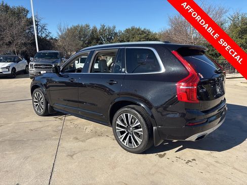 Used 2020 Volvo XC90 T6 Momentum image 7