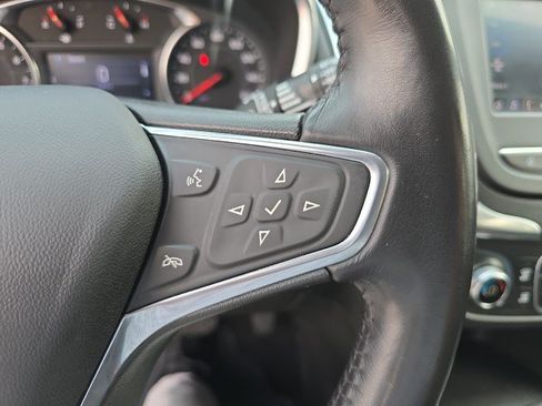 Used 2022 Chevrolet Equinox LT AWD/4WD image 23