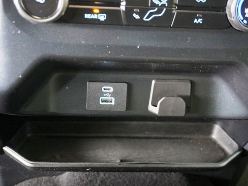 Used 2023 Ford F150 XLT w/ Trailer Tow Package image 17