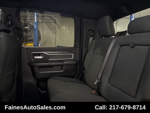 Used 2019 RAM 2500 Big Horn w/ Black Appearance Package image 54