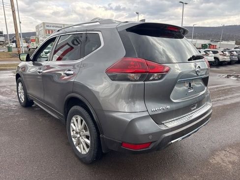 Used 2019 Nissan Rogue SV image 7